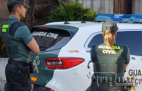 recurso guardia civil patrulla seguridad ciudadana marca de agua