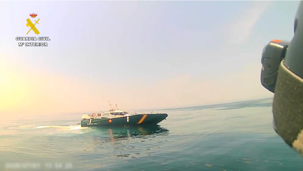 servicio maritimo guardia civil embarcacion