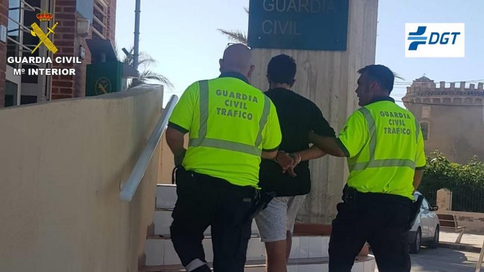 sucesos detenido tras huir de un control de alcoholemia en un coche robado