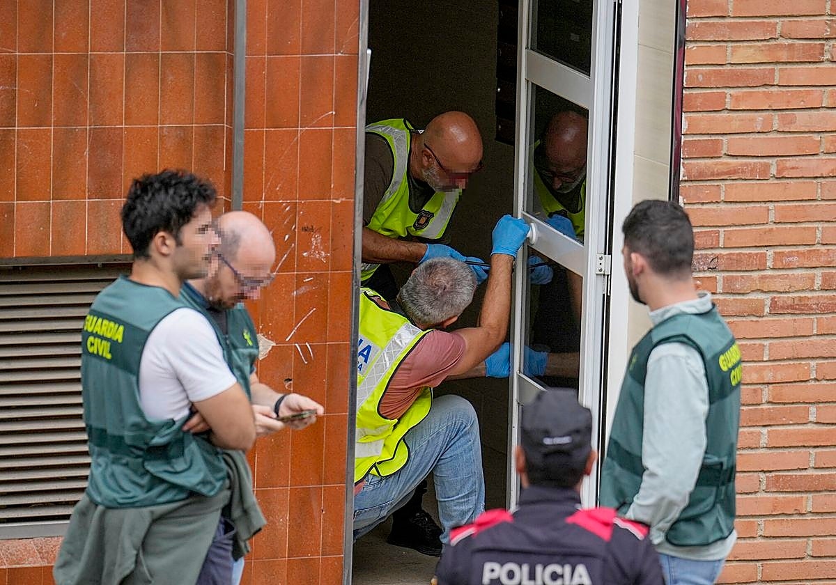 tarrasa tiroteo guardias civiles heridos efe Rc9