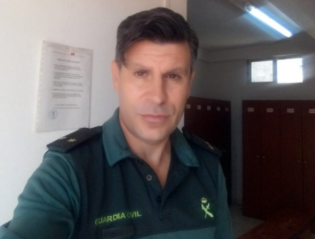 teniente guardia civil y pintor2