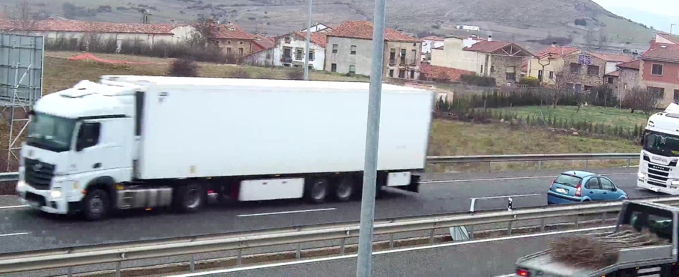 thumbnail vehiculo en sentido contrario en la SO 20