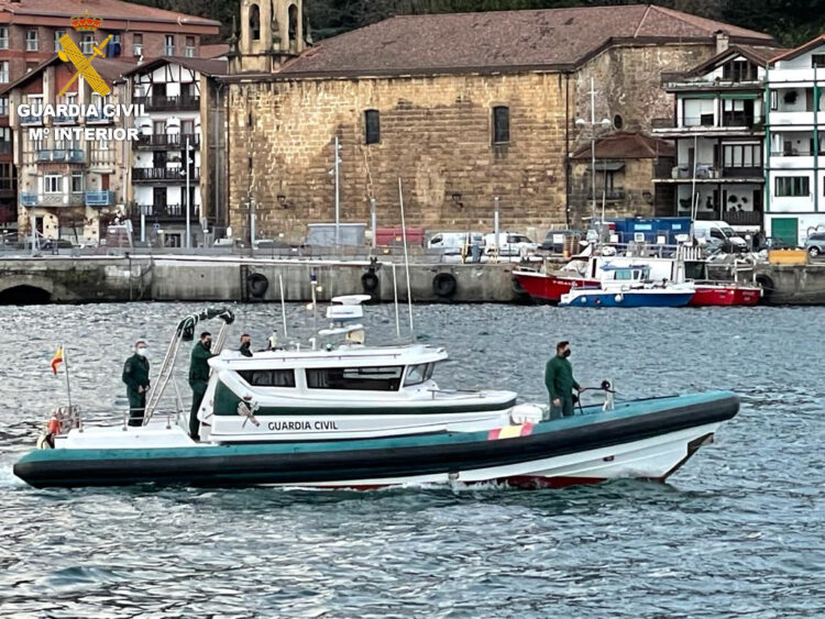 guardia civil lancha 750x563