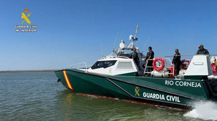 lancha embarcación guardia civil semar