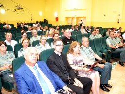 memorialmariajesuscarrascosa-entregadedistinciones-publico