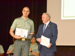 memorialmariajesuscarrascosa-entregadedistinciones10