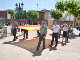 memorialmariajesuscarrascosa-izadadebandera3
