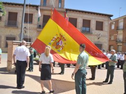 memorialmariajesuscarrascosa-izadadebandera7