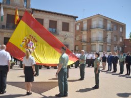 memorialmariajesuscarrascosa-izadadebandera8