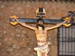 04-procesion-cristo-de-la-expiracion-villaescusa-llegada-parroquia-5