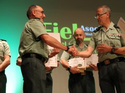 Premios-Fiel-en-el-Deber-40